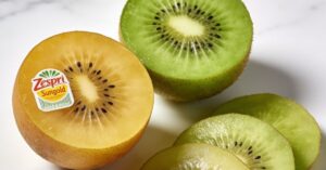 How to eat kiwi: simple ways to peel, slice, and enjoy this fruit